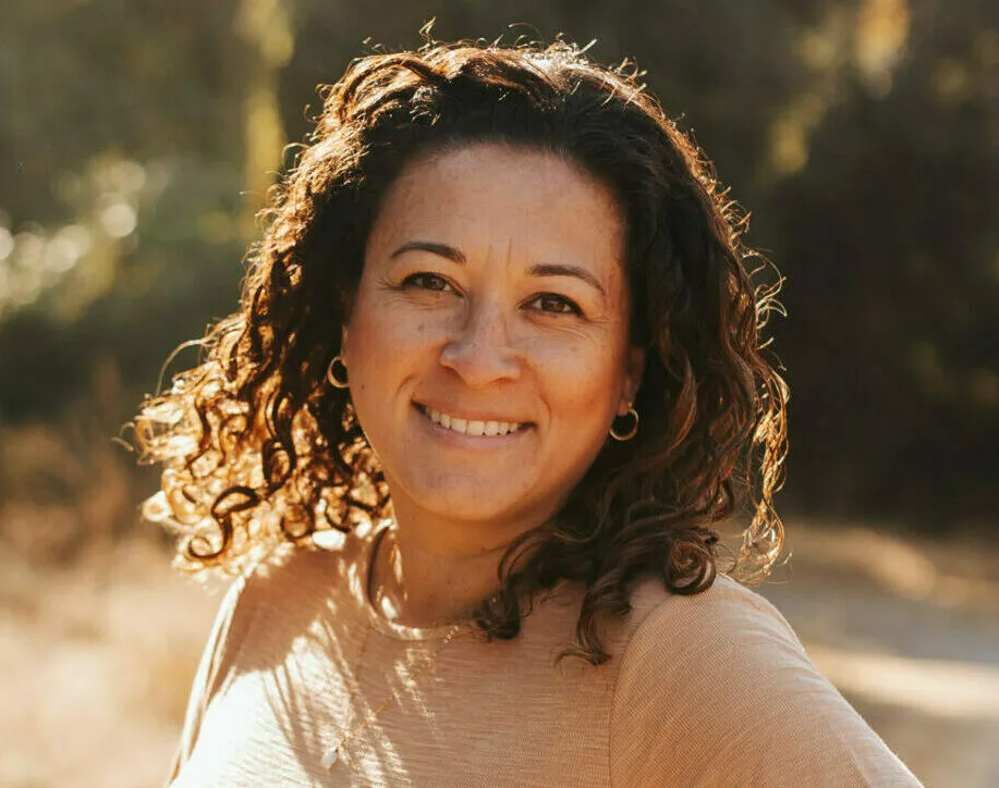 Liz Tunquist headshot